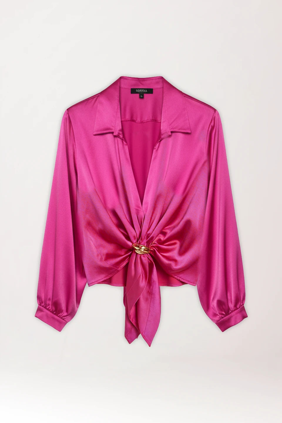 Camisa Alba con anillo dorado