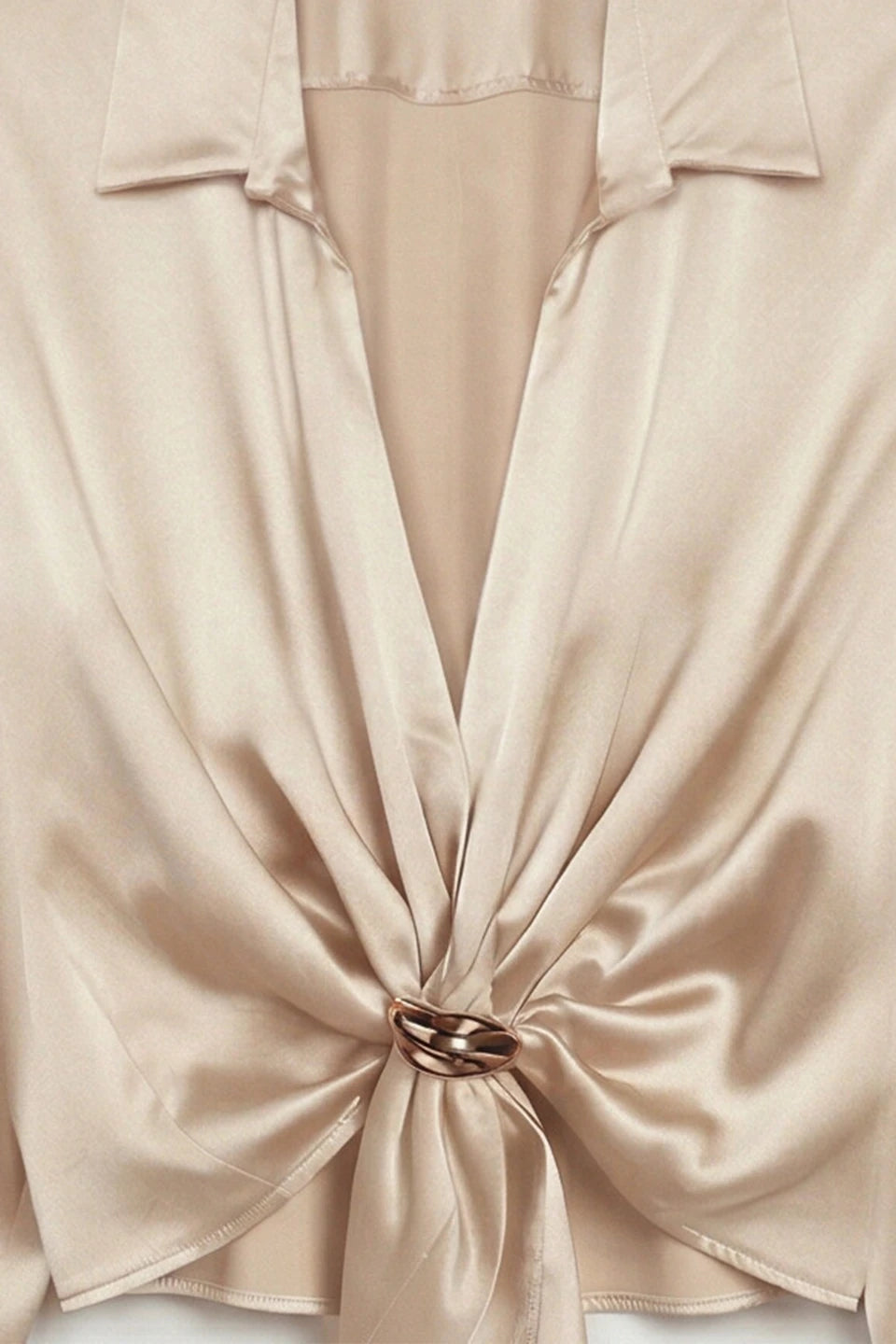 Camisa Alicia con anillo dorado