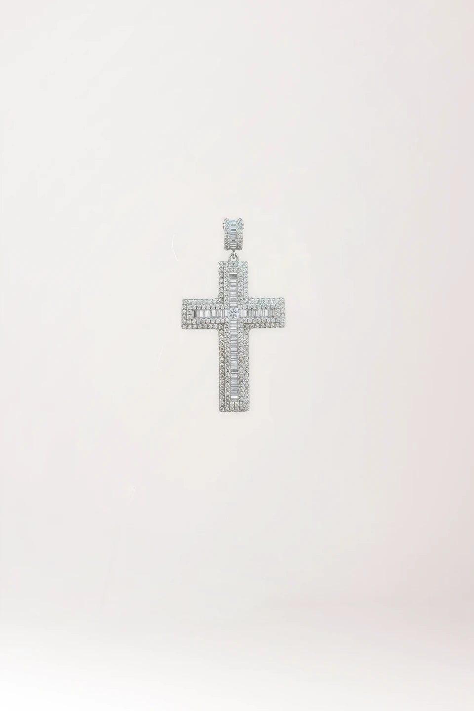 Colgante cruz en piedras y circonitas plata de ley 925