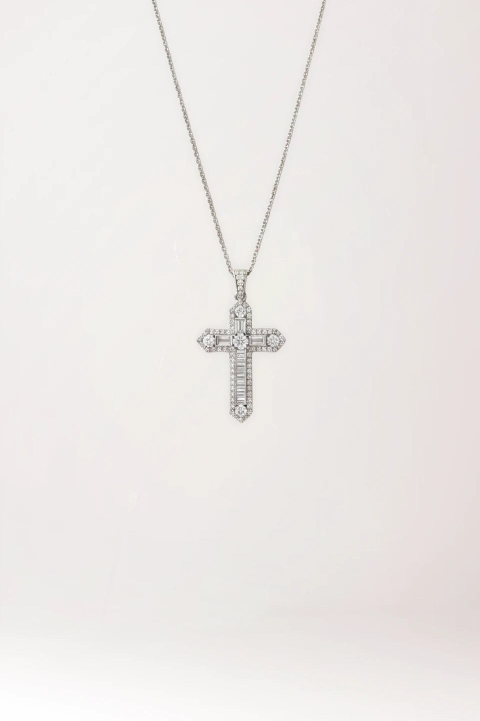 Gargantilla insignia en plata de ley 925