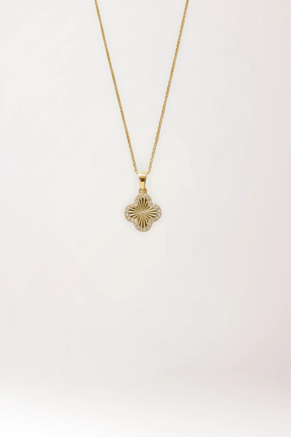 Gargantilla van cleef en plata de ley 925 con baño de oro