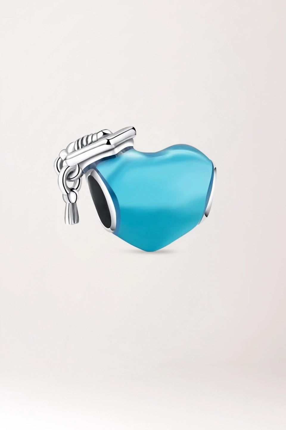 Charm birrete corazón azul