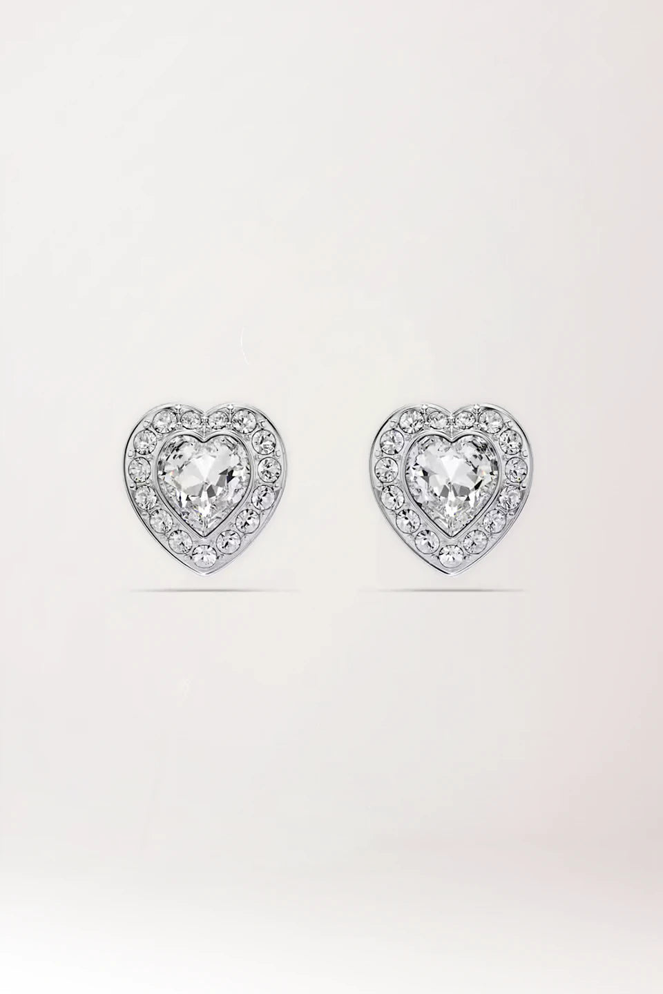 Pendientes de botón corazón Ariadna Grande en plata de ley 925